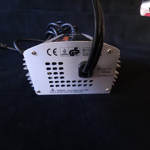 Xantrex Mobile Power Inverter 150 Schuko 150W / 230VAC 851-0162R w/ Power Cable - Picture 5 of 7